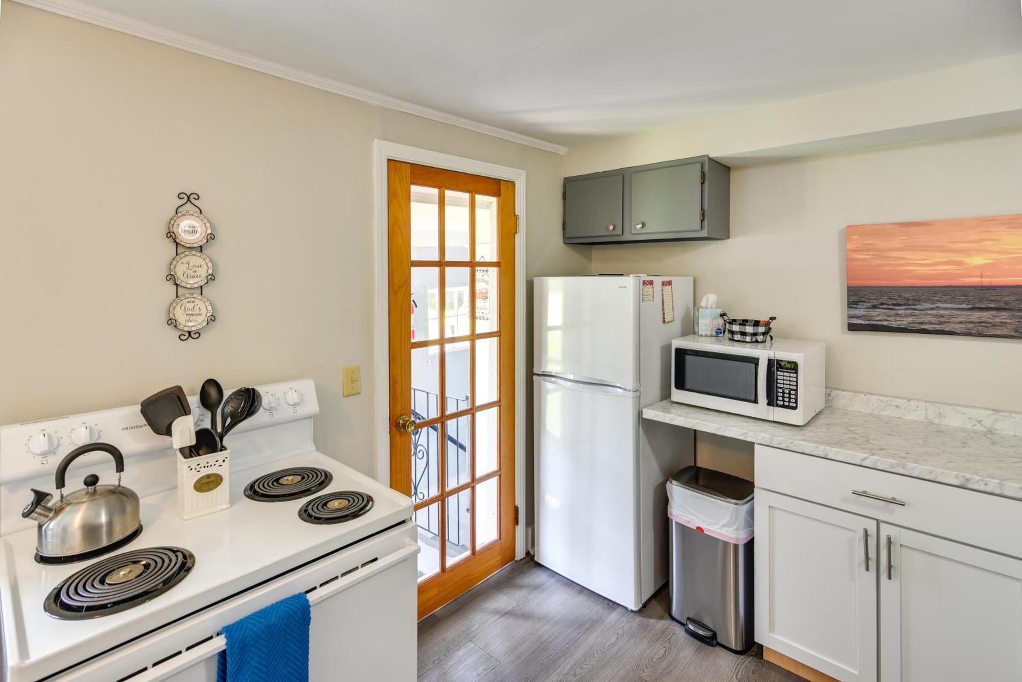 Newport House Less Than 3 Mi To Beaches And Bowens Wharf! Buitenkant foto